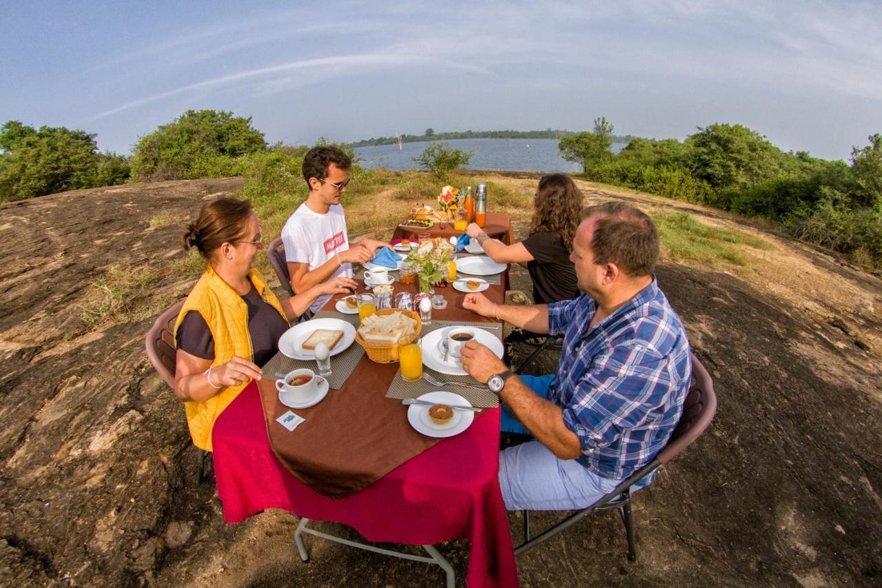 Athgira River Camping - Udawalawe Luaran gambar